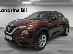 Mörkröd Begagnad 2020 Nissan Juke N-Connecta SUV | 189 900 kr (Marknadspris)