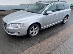 Silver Begagnad 2015 Volvo V70 Momentum Kombi | 89 500 kr (Superpris)