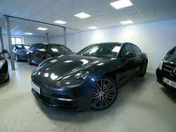 Grå Begagnad 2017 Porsche Panamera 4S Chrono Sedan | 749 800 kr (Dyr)