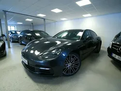 Grå Begagnad 2017 Porsche Panamera 4S Chrono Sedan | 749 800 kr (Dyr)