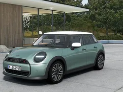Grön Ny 2024 Mini Cooper S Classic Halvkombi | 428 800 kr