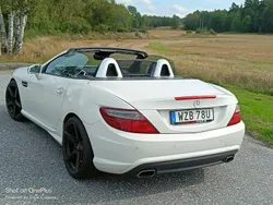Vit Begagnad 2013 Mercedes SLK250 AMG Cab | 195 000 kr