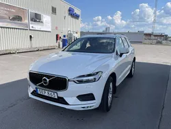 Vit Begagnad 2019 Volvo XC60 Momentum SUV | 345 000 kr (Bra pris)