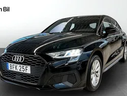 Svart (brilliantsvart) Begagnad 2022 Audi A3 Sportback Proline Halvkombi | 249 000 kr (Marknadspris)