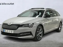 Grå Begagnad 2023 Skoda Superb SportLine Kombi | 399 900 kr (Lite dyr)