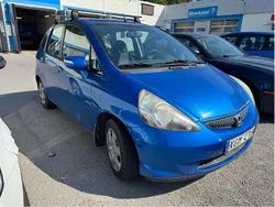 Blå Begagnad 2005 Honda Jazz Halvkombi | 21 000 kr (Marknadspris)