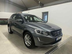 Grå Begagnad 2017 Volvo XC60 Standard SUV | 149 900 kr (Marknadspris)