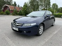 Blå Begagnad 2006 Honda Accord Executive Sedan | 40 000 kr (Superpris)