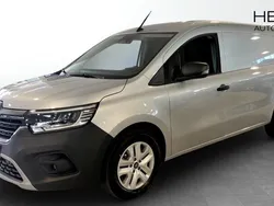 Grå (grey) Ny 2025 Renault Kangoo Minibuss | 312 375 kr (Marknadspris)