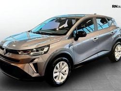 Grå Begagnad 2024 Renault Captur Evolution SUV | 234 900 kr (Dyr)