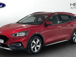 Röd (red) Begagnad 2022 Ford Focus Active Kombi | 219 900 kr (Marknadspris)