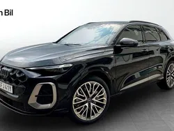 Svart Ny 2025 Audi Q5 Design SUV | 840 300 kr