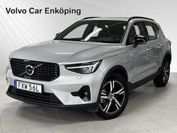 Silver Begagnad 2024 Volvo XC40 Plus SUV | 389 900 kr (Marknadspris)