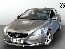 Grå Begagnad 2015 Volvo V40 Kombi | 120 000 kr (Marknadspris)