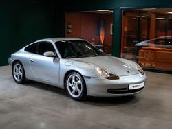 Ljusgrå Begagnad 1998 Porsche 911 Carrera | 439 900 kr
