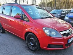 Röd Begagnad 2006 Opel Zafira Minibuss | 24 900 kr (Marknadspris)