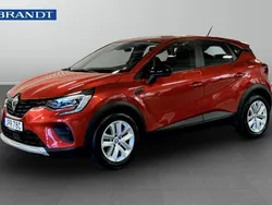 Röd Begagnad 2022 Renault Captur Zen SUV | 169 900 kr (Marknadspris)