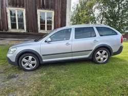 Silver Begagnad 2010 Skoda Octavia Scout Kombi | 45 000 kr (Bra pris)