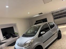 Silver Begagnad 2008 Citroën C1 Halvkombi | 34 900 kr (Marknadspris)