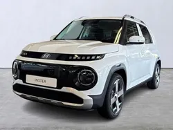 Vit Ny 2024 Hyundai Inster Halvkombi | 349 900 kr
