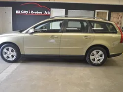 Grön Begagnad 2008 Volvo V50 Kombi | 59 900 kr (Marknadspris)