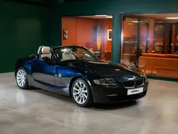 Mörkblå Begagnad 2006 BMW Z4 Advantage Cab | 199 900 kr