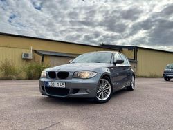 Grå Begagnad 2011 BMW 116 M Sport Halvkombi | 74 900 kr (Marknadspris)