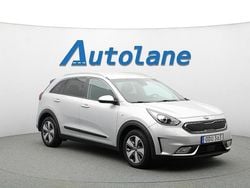 Grå Begagnad 2016 Kia Niro Advance SUV | 169 900 kr (Marknadspris)