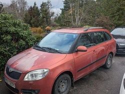 Orange Begagnad 2008 Skoda Fabia Kombi | 19 000 kr (Marknadspris)
