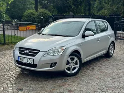 Silver Begagnad 2007 Kia Ceed Halvkombi | 26 900 kr (Marknadspris)
