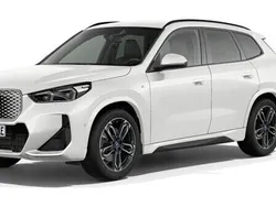Ny 2025 BMW iX1 Comfort Edition SUV | 594 300 kr (Marknadspris)