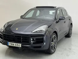 Blå Begagnad 2019 Porsche Cayenne Sport SUV | 638 000 kr