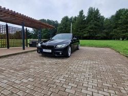 Svart Begagnad 2017 BMW 530 M Sport Kombi | 199 999 kr (Bra pris)