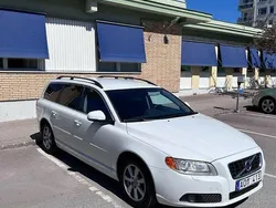 Vit Begagnad 2012 Volvo V70 Kombi | 100 000 kr (Marknadspris)