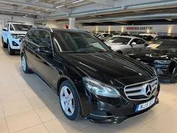 Svart Begagnad 2016 Mercedes E220 Avantgarde Kombi | 219 900 kr (Marknadspris)