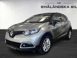 Flerfärgad Begagnad 2015 Renault Captur SUV | 119 000 kr (Lite dyr)