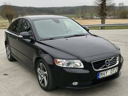 Svart Begagnad 2012 Volvo S40 Sedan | 74 900 kr (Lite dyr)