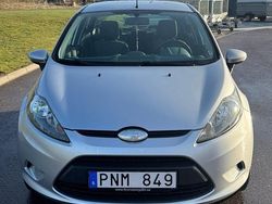 Begagnad 2010 Ford Fiesta Halvkombi | 63 000 kr
