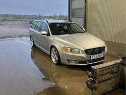 Grå Begagnad 2008 Volvo V70 Kombi | 56 000 kr