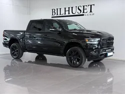 Svart Begagnad 2020 RAM 1500 Pickup | 699 900 kr (Bra pris)
