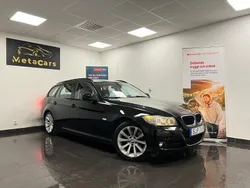 Svart Begagnad 2012 BMW 320 Kombi | 105 900 kr (Bra pris)