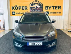 Grå Begagnad 2015 Ford Focus Titanium Kombi | 69 900 kr (Lite dyr)