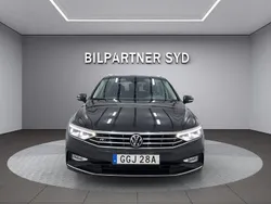 Mörkgrå Begagnad 2021 VW Passat GT Kombi | 224 900 kr (Bra pris)