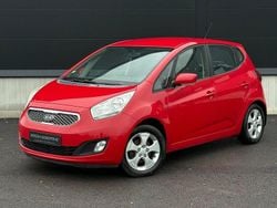 Röd Begagnad 2010 Kia Venga Comfort Halvkombi | 64 800 kr (Lite dyr)