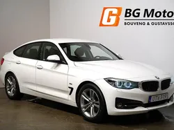 Vit Begagnad 2017 BMW 320 Gran Turismo Sport Line Halvkombi | 194 900 kr (Marknadspris)
