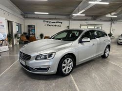 Silver Begagnad 2014 Volvo V60 Momentum Kombi | 129 900 kr (Marknadspris)
