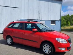 Röd Begagnad 2012 Skoda Fabia Ambiente Kombi | 45 000 kr (Marknadspris)