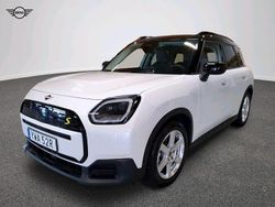 Vit Begagnad 2024 Mini Countryman SUV | 434 900 kr