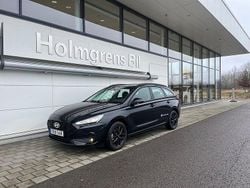 Abyss black Begagnad 2025 Hyundai i30 Kombi | 269 900 kr (Lite dyr)