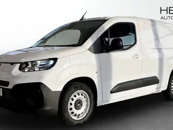 Vit (white) Ny 2024 Fiat Doblò Minibuss | 281 125 kr (Superpris)